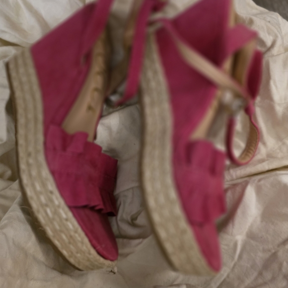 CCOCCI Fuchsia Ruffle Sandals - Picture 3 of 4